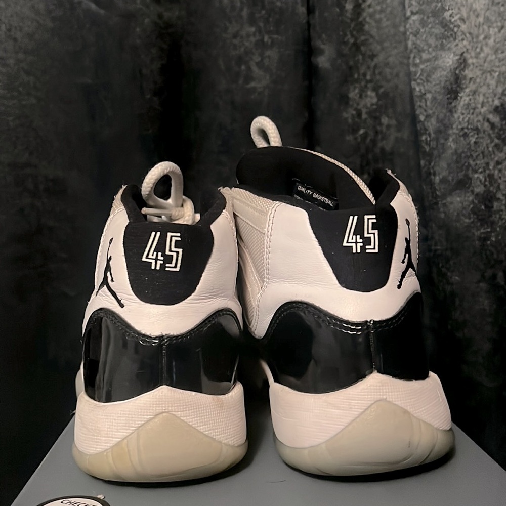 Air Jordan 11 concord 2018